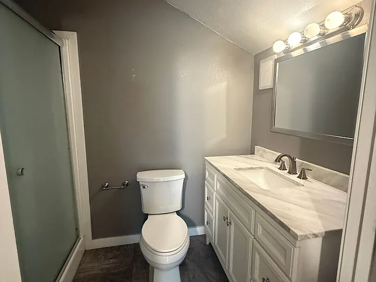 4007 Dunlap Ave — Photo 6