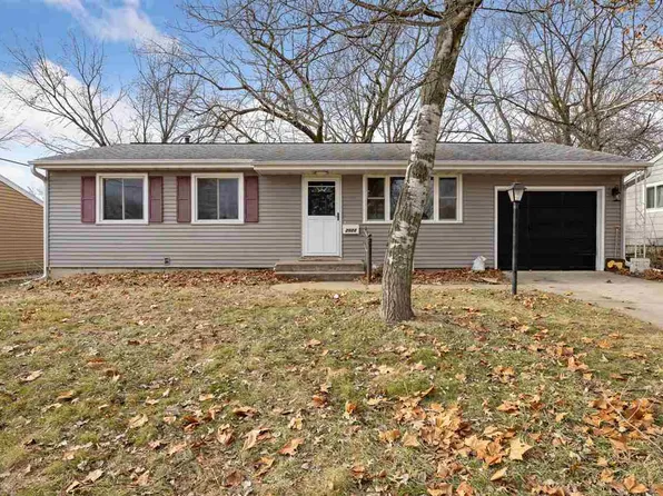 2023 Union Rd, Iowa City, IA 52240