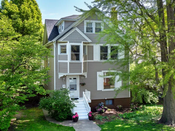 1219 Elmwood Ave, Evanston, IL 60202