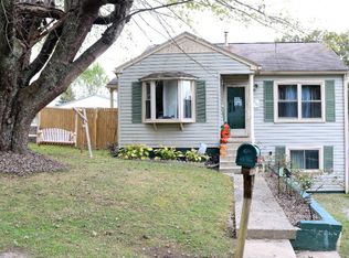 137 Sunnyside Dr, Oak Hill, WV 25901