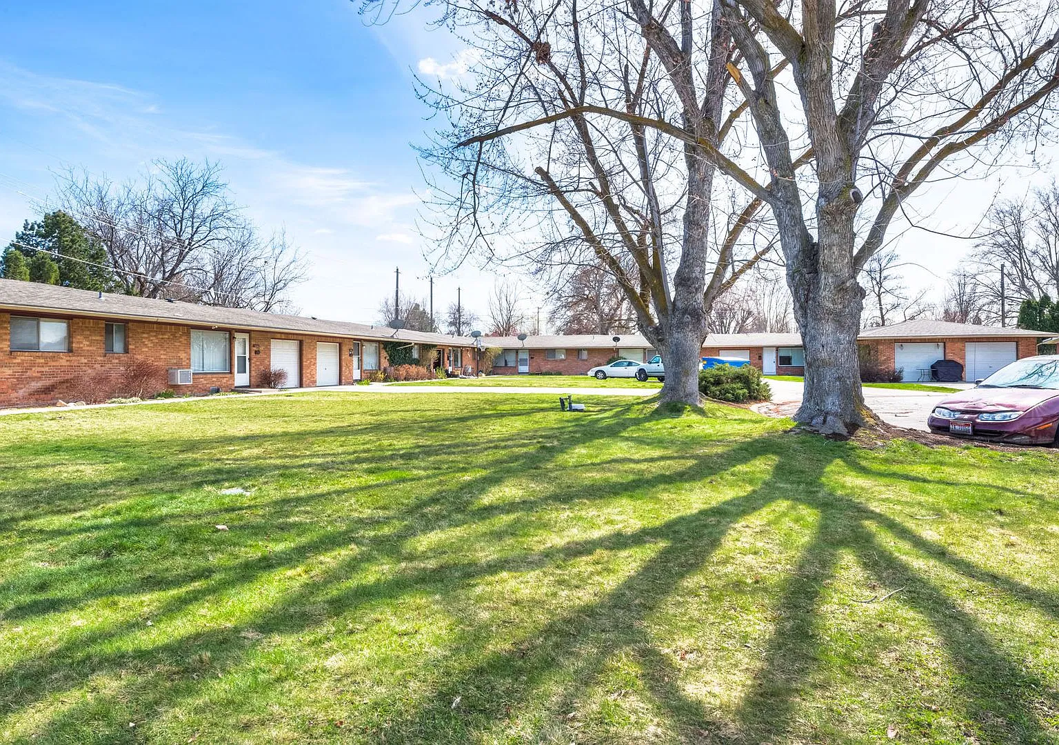 The Blaser Circle Apartments — Photo 4