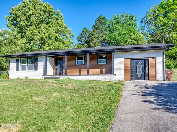 4th image of 114 W Maiden Ln