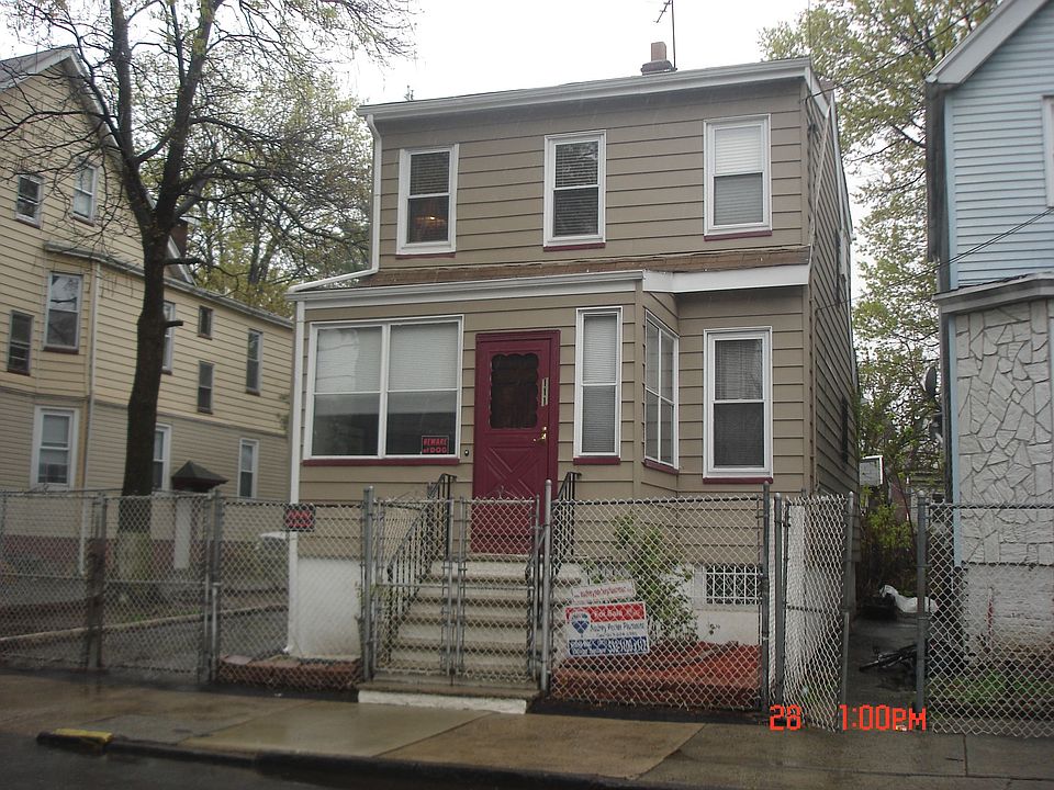 1st image of 111 Brookdale Ave