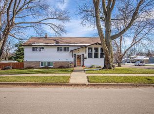 2328 18th Ave, Monroe, WI 53566