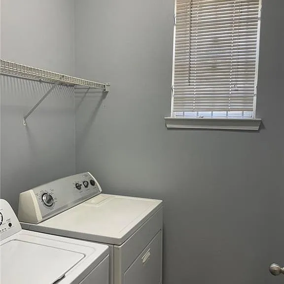 6316 Ellenwood Dr — Photo 6