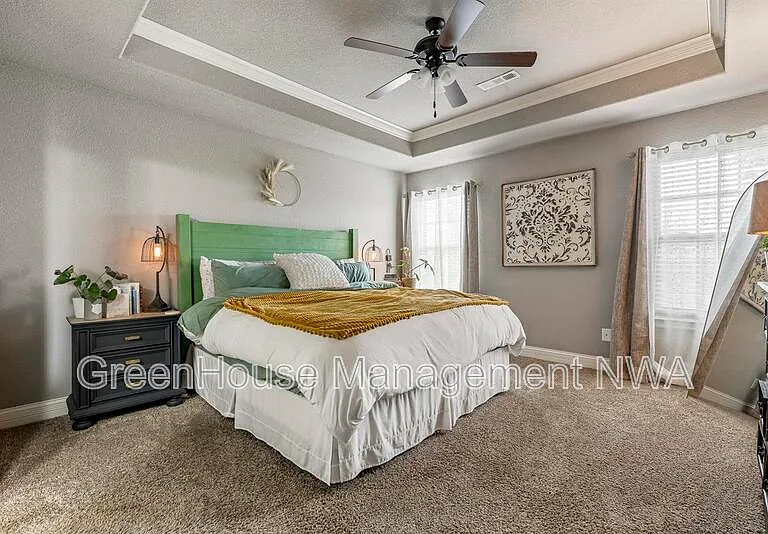 307 Blair Cir — Photo 4
