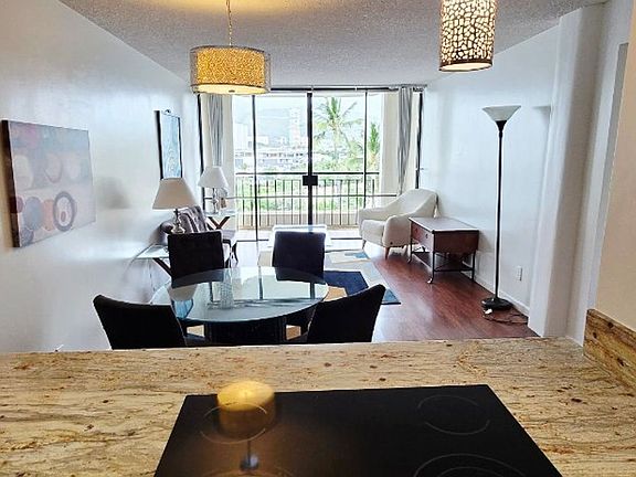 5th image of 440 Seaside Ave APT 702