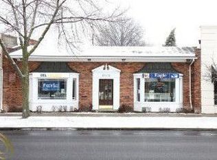 19803 Mack Ave, Grosse Pointe Woods, MI 48236