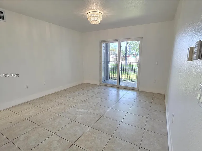15480 SW 284th St #2111 — Photo 1