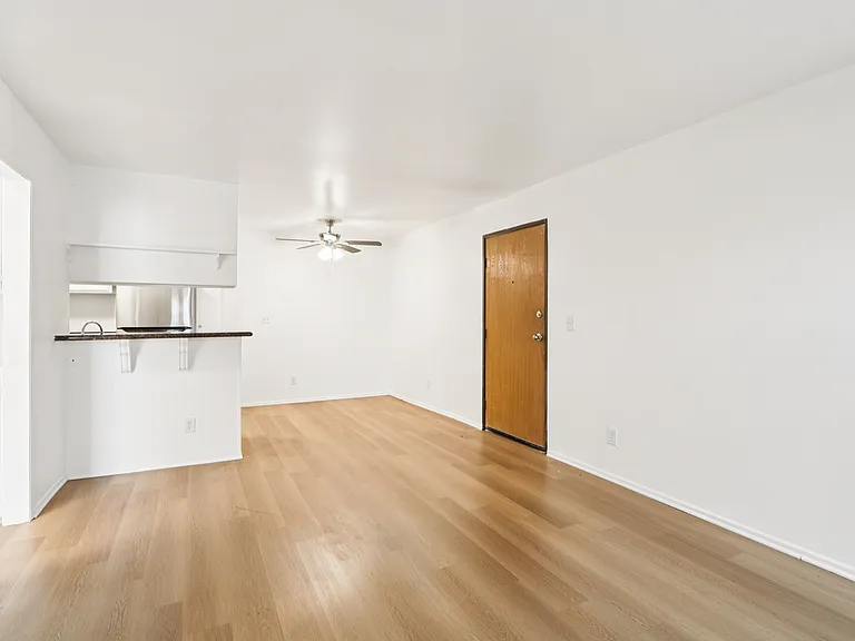 7005 Lanewood Ave — Photo 27