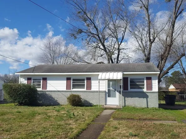 633 Kings View Ct, Hampton, VA 23669