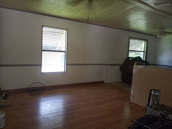 2nd image of 492 Chickadee Ct