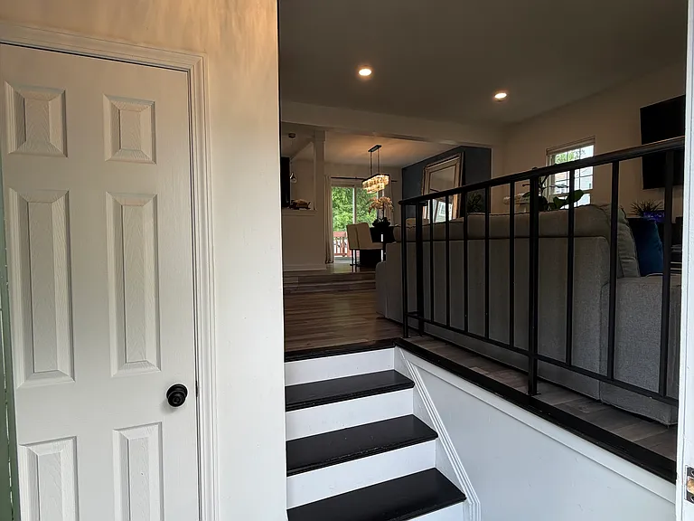 2376 Hunters Square Ct — Photo 4