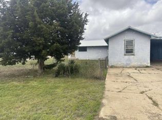 1709 E 2nd St, Petersburg, TX 79250
