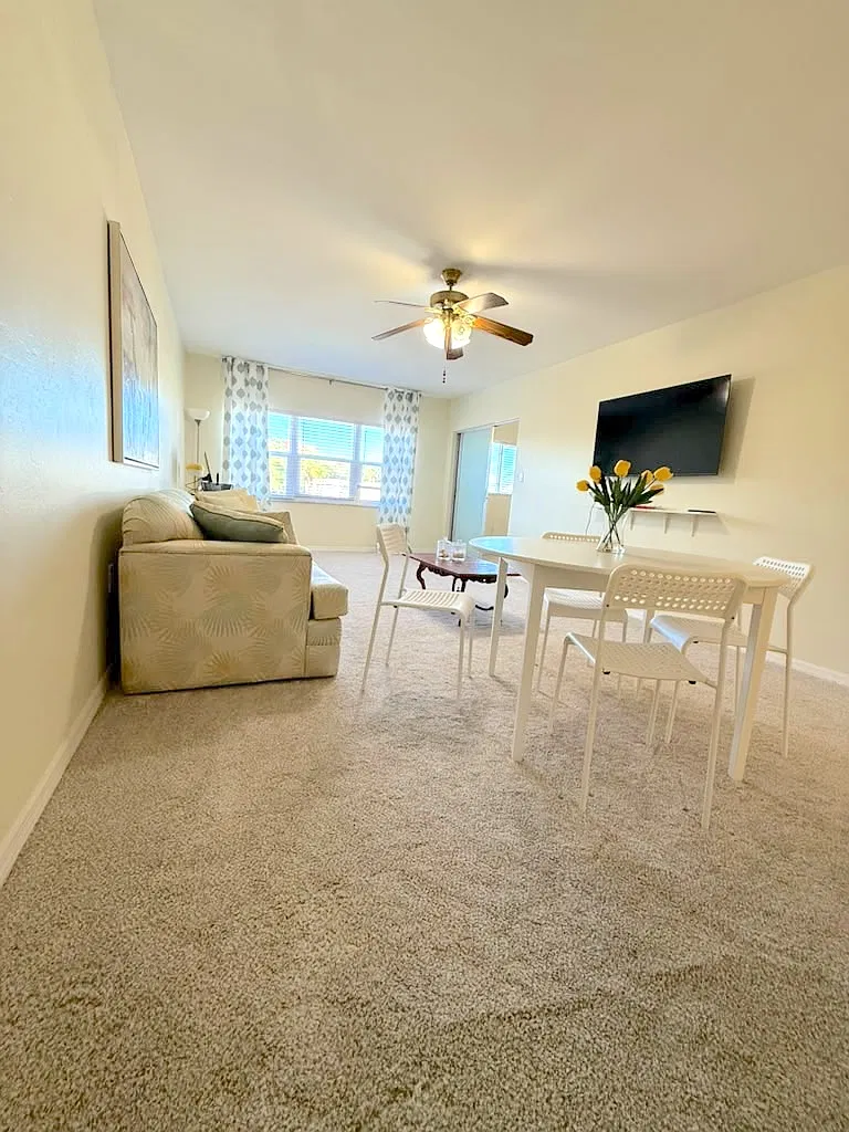 2 bed, 880 sqft, $1,400 — Photo 4