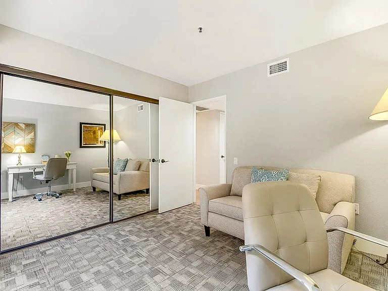 Gateway Park - 55+ Active Adult Apartments — Photo 7