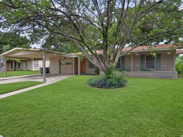 423 CRAIGMONT LN, San Antonio, TX 78213