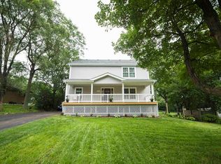 2N231 Virginia Ave, Glen Ellyn, IL 60137