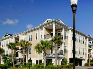 7735 Farr St APT 602, Daniel Island, SC 29492