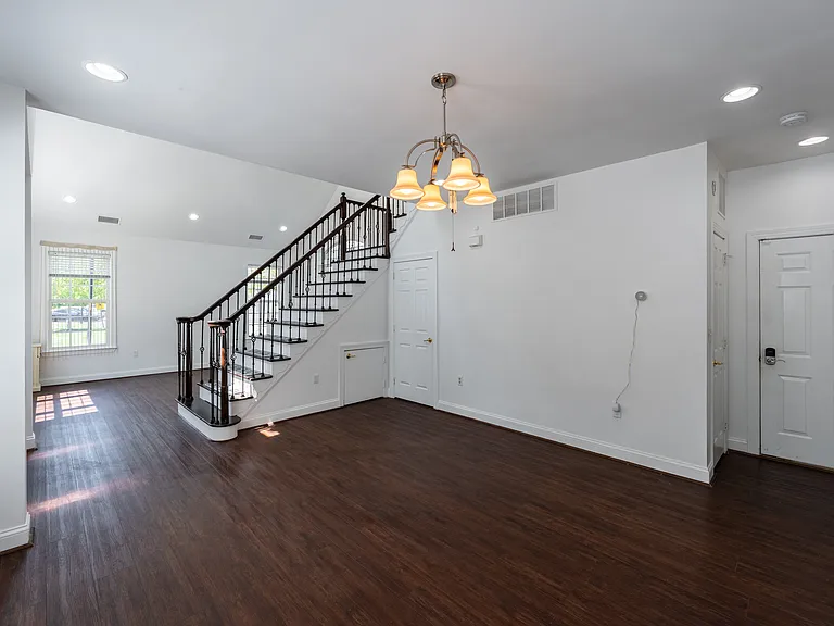 159 Shinnecock Dr — Photo 5