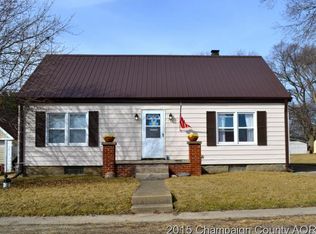 206 W Carper St, Seymour, IL 61875