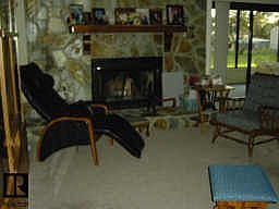 Fire Place in Living rm