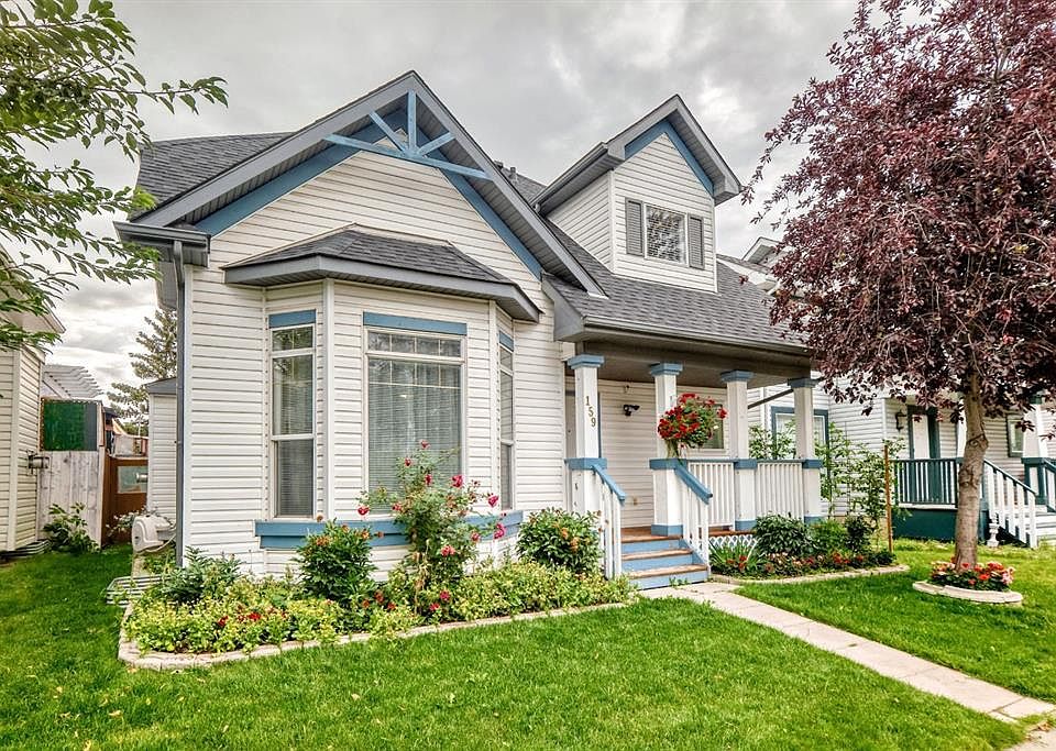 1st image of 159 W Erin Grv SE