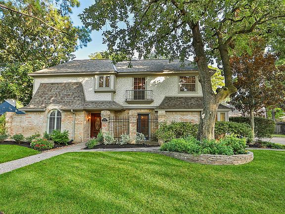 4th image of 6731 Gentle Bend Dr
