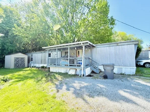 8011 Jupiter Dr, Aliquippa, PA 15001