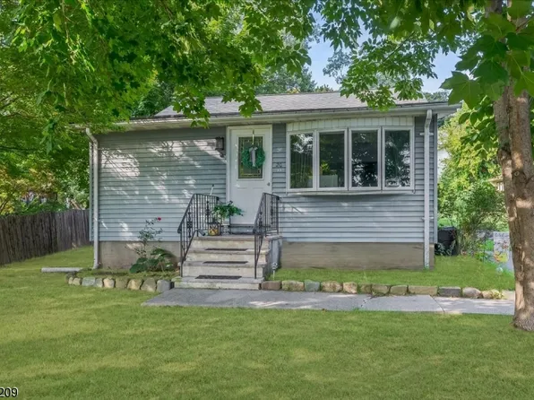 20 Bearfort Rd, West Milford Twp., NJ 07480