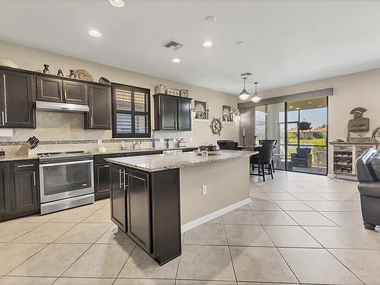 13841 Rinuccio St — Photo 34