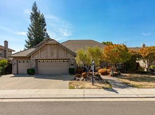 19533 N Windwood Dr, Woodbridge, CA 95258