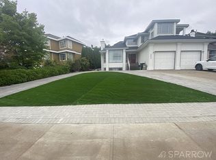 2635 Sandstone Cres, Coquitlam, BC V3E2T8