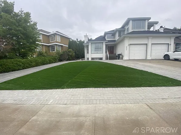 2635 Sandstone Cres, Coquitlam, BC V3E 2T8