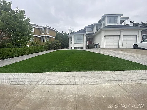 2635 Sandstone Cres Photo 1