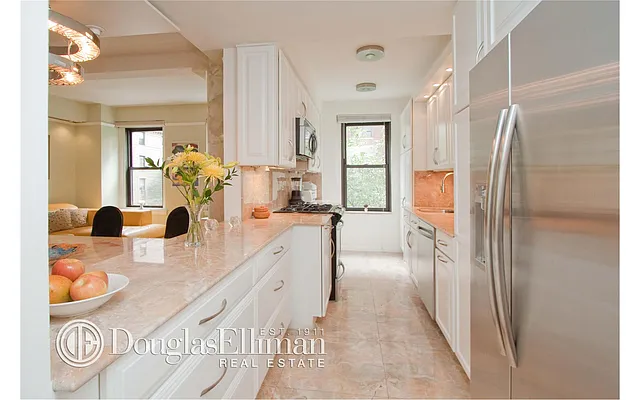 Rented by Douglas Elliman | media 51