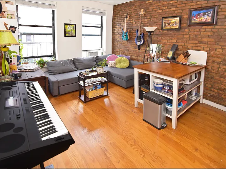 177 Orchard St #2C — Photo 1