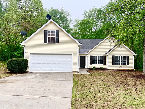 2nd image of 2685 Hidden Creek Dr