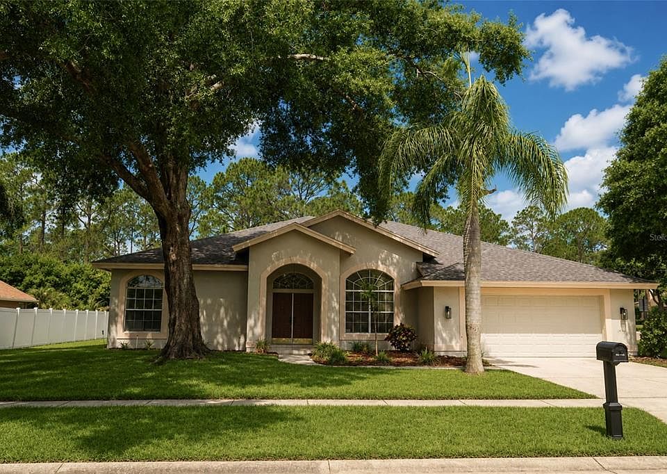 1st image of 17316 Hialeah Dr