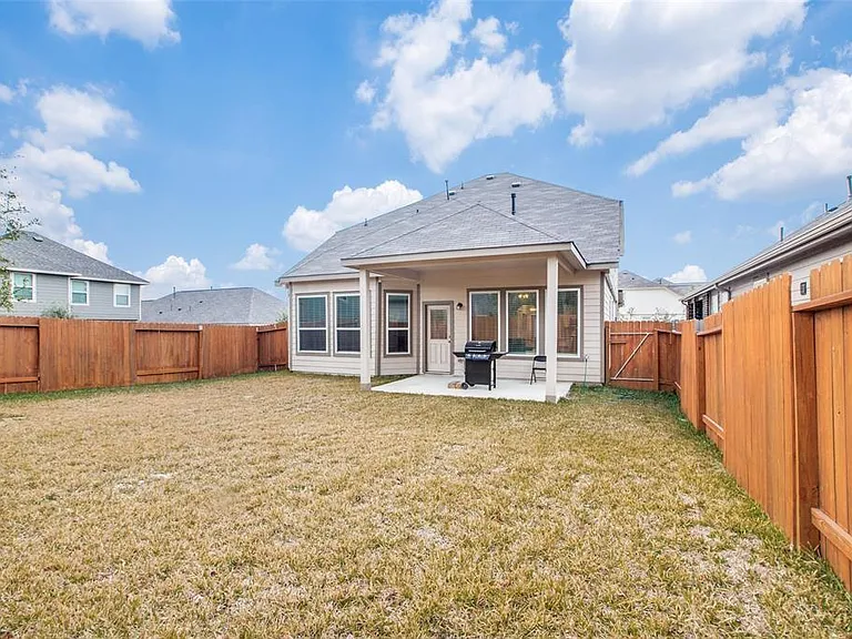 4258 McGregor Bluff Ln — Photo 5