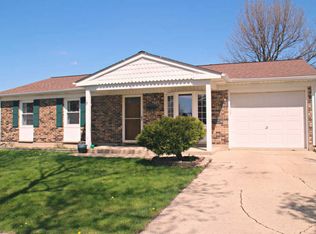 1227 Nippert Dr, Streamwood, IL