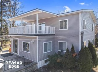 2190 Kircher Ct, Auburn Hills, MI 48326