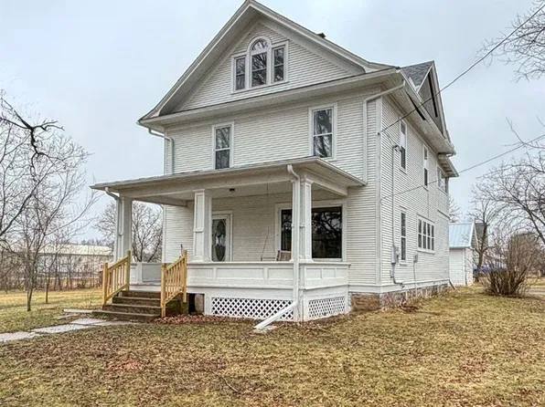227 East Street, New Auburn, WI 54757