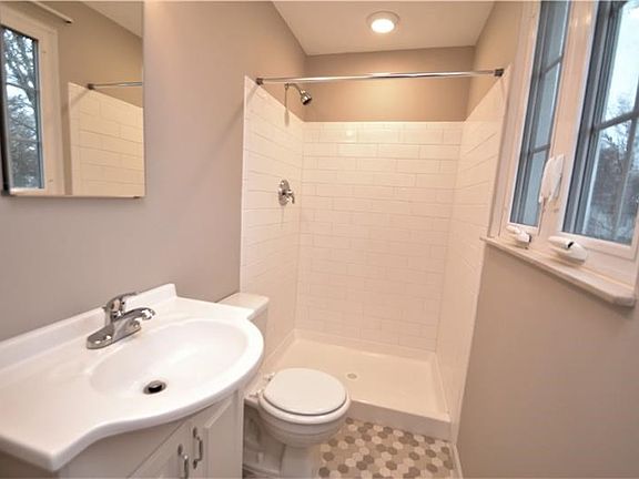 ALL NEW Master bath, cool tile floor and all new fixtures, Subway tiled shower.
