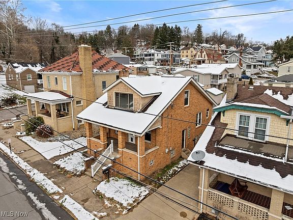 3rd image of 840 Hanover St
