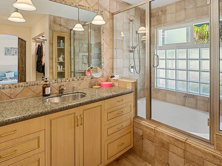 5017 Viewridge Way — Photo 24