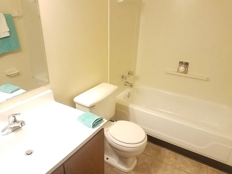 Kimberly Club Apartments — Photo 176