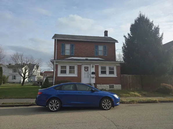 215 Oak St, Latrobe, PA 15650