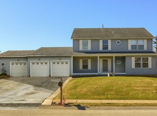 106 Shady Oak Dr, Cranberry Township, PA
