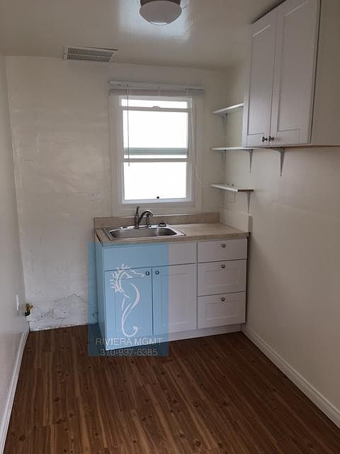 2nd image of 15006 Kingsdale Ave APT 6
